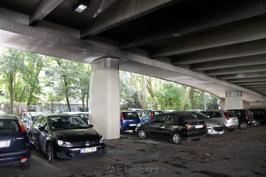 Auto 1 Koeln Suedstadt Weichserhof unter der Severinsbruecke P01.JPG - Miklos Laubert